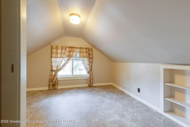 3721 Glenwood Avenue, Lansing, MI 48910