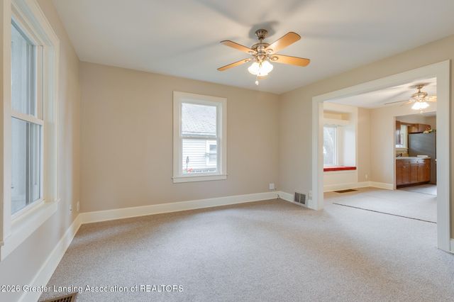 3721 Glenwood Avenue, Lansing, MI 48910
