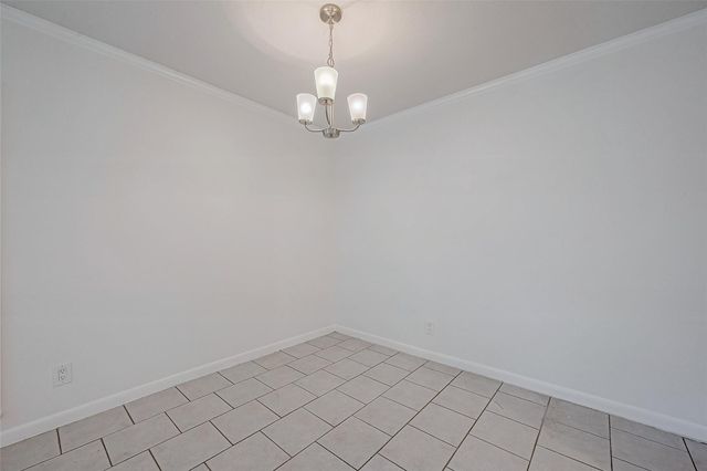 2824 Briarhurst Dr, Houston, TX 77057