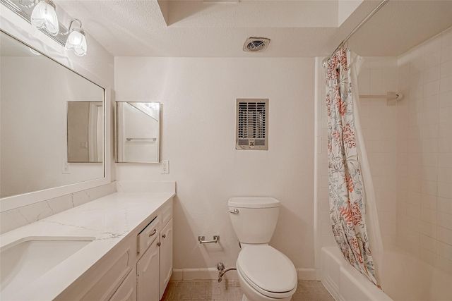 2824 Briarhurst Dr, Houston, TX 77057