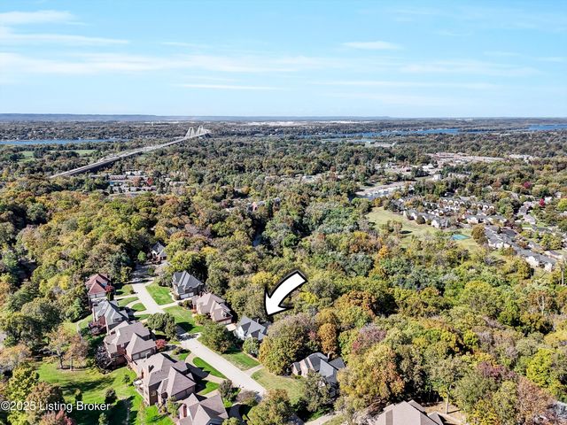 7013 Breakwater Pl, Prospect, KY 40059