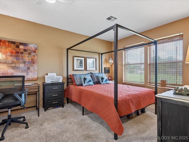 5239 Nowata Road H102, Bartlesville, OK 74006