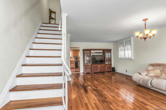 10825 Avenue N, Brooklyn, NY 11236
