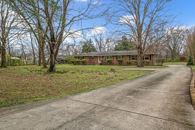 5361 Trousdale Dr, Nashville, TN 37220