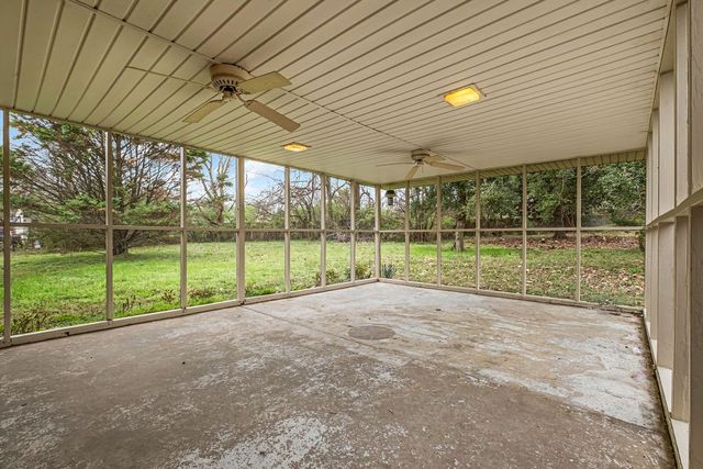 5361 Trousdale Dr, Nashville, TN 37220