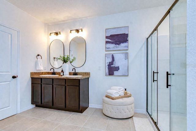 11019 LELAND GROVES DR, Riverview, FL 33579