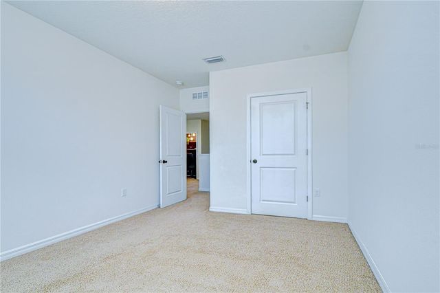 11019 LELAND GROVES DR, Riverview, FL 33579