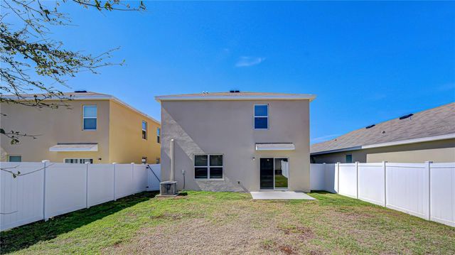 11019 LELAND GROVES DR, Riverview, FL 33579