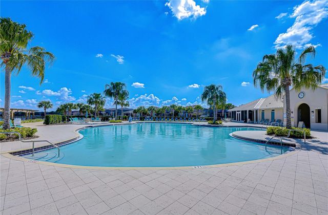 11019 LELAND GROVES DR, Riverview, FL 33579