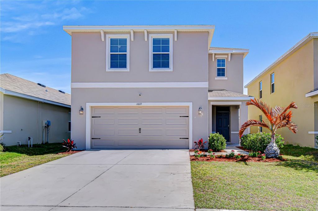 Image 53 of property listing at 11019 LELAND GROVES DR, Riverview, FL 33579