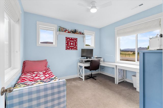 3811 Coal Mine Road, Medford, OR 97504