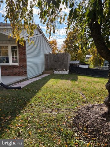 19 DIANA DR, New Oxford, PA 17350