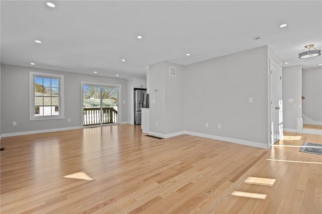 253 Central Street, Lincoln, RI 02865