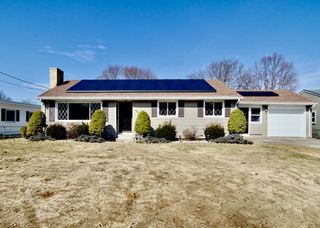 132 Lincoln St, West Springfield, MA 01089