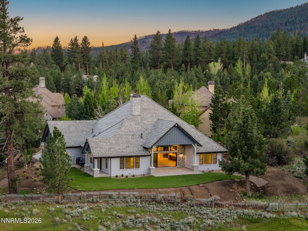 Image 2 of property listing at 5765 Florimont Court, Reno, NV 89511