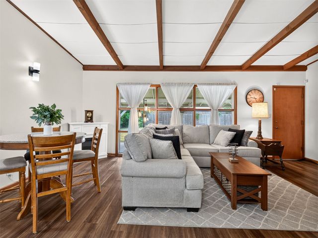 825 N Vancouver Avenue, Tulsa, OK 74127