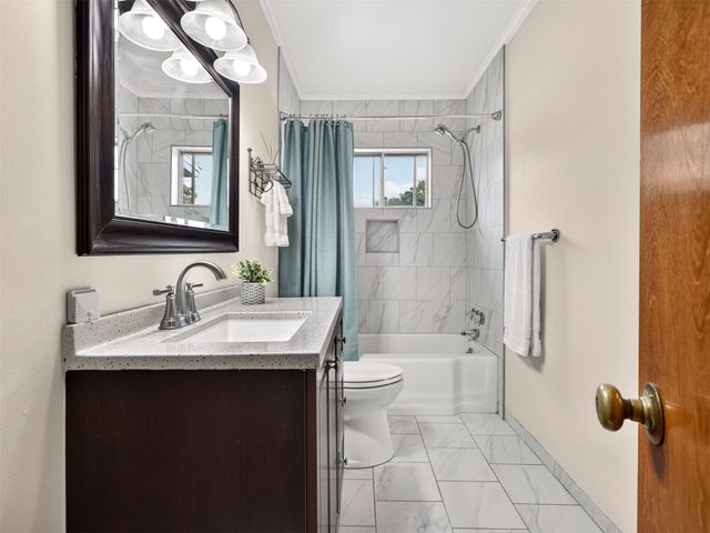 825 N Vancouver Avenue, Tulsa, OK 74127