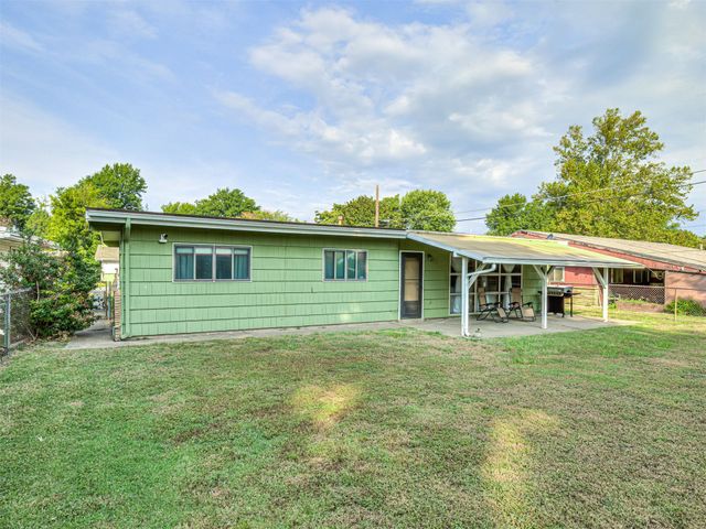 825 N Vancouver Avenue, Tulsa, OK 74127