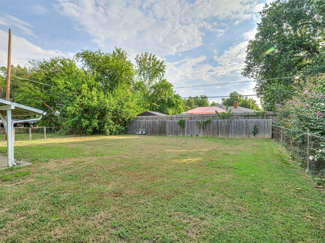 825 N Vancouver Avenue, Tulsa, OK 74127