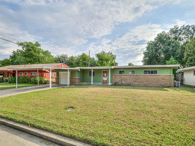 825 N Vancouver Avenue, Tulsa, OK 74127