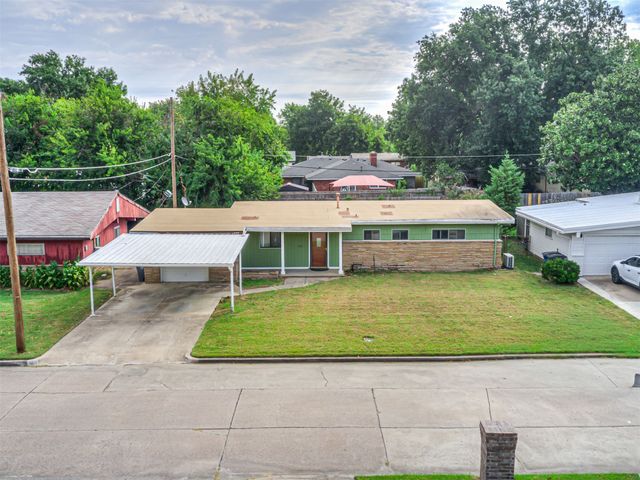 825 N Vancouver Avenue, Tulsa, OK 74127