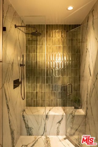 7802 Torreyson Drive, Los Angeles, CA 90046