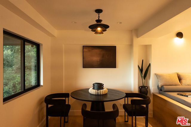 7802 Torreyson Drive, Los Angeles, CA 90046