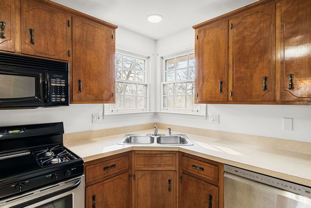 423 Warren Cir, Clarksville, TN 37040