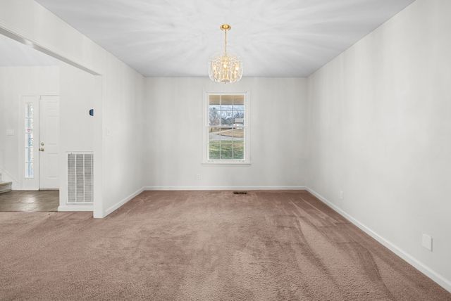 423 Warren Cir, Clarksville, TN 37040