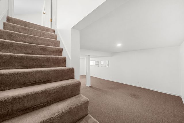 423 Warren Cir, Clarksville, TN 37040