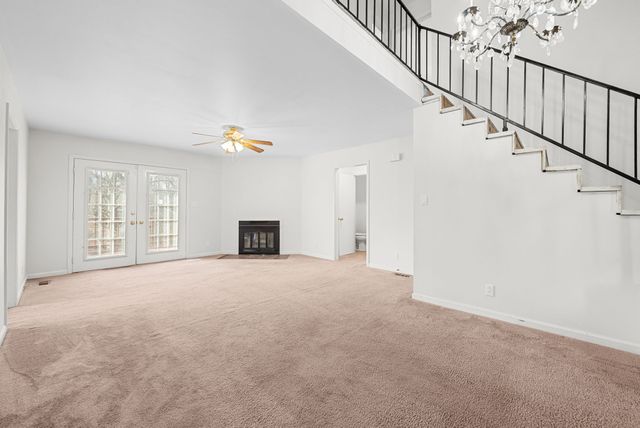 423 Warren Cir, Clarksville, TN 37040