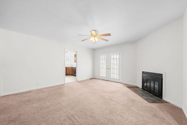 423 Warren Cir, Clarksville, TN 37040