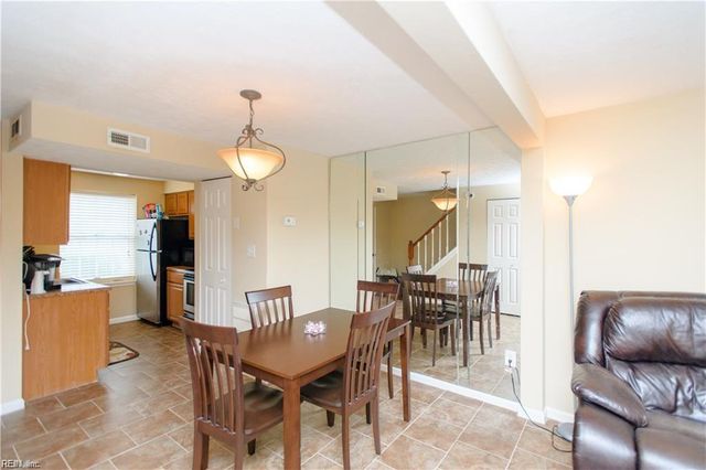 63 Lucinda CT, Hampton, VA 23666
