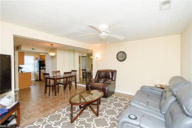 63 Lucinda CT, Hampton, VA 23666