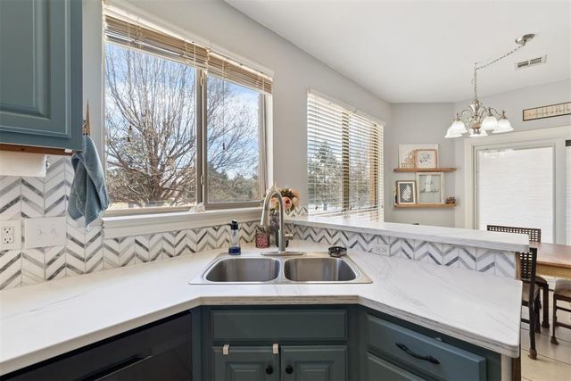 2214 Cedar Pointe Circle, Edmond, OK 73003