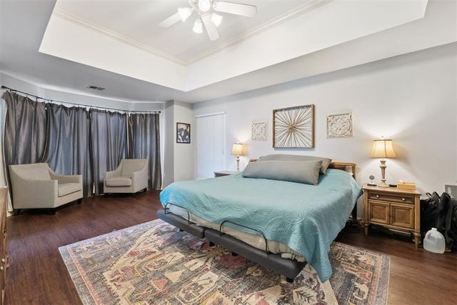 2214 Cedar Pointe Circle, Edmond, OK 73003