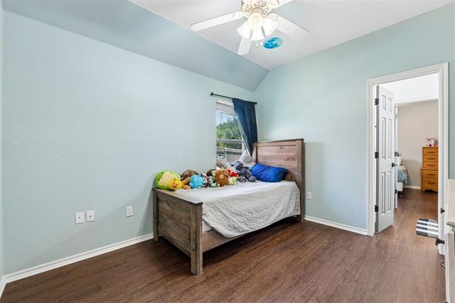 2214 Cedar Pointe Circle, Edmond, OK 73003