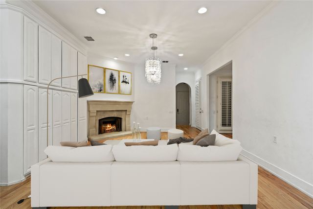 11911 Edgestone Road, Dallas, TX 75230