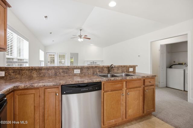 1708 Grant Circle, Leland, NC 28451