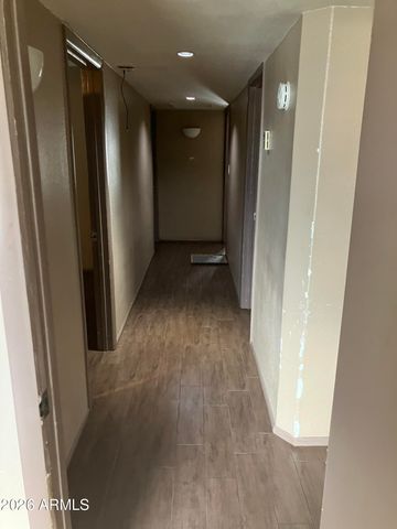 7613 W Devonshire Avenue, Phoenix, AZ 85033