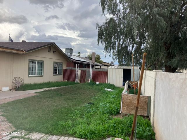 7613 W Devonshire Avenue, Phoenix, AZ 85033