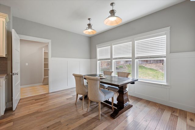 3629 Nottingham Dr, Richland, WA 99352