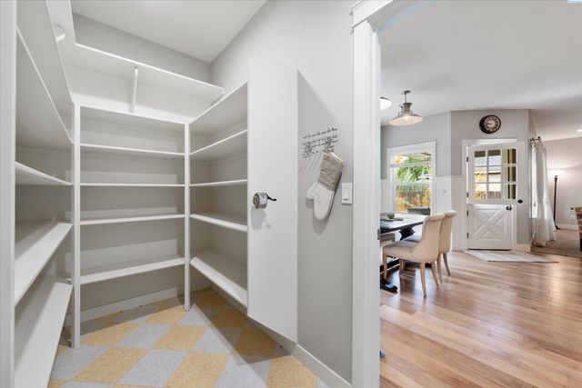 3629 Nottingham Dr, Richland, WA 99352