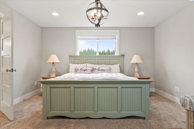 3629 Nottingham Dr, Richland, WA 99352