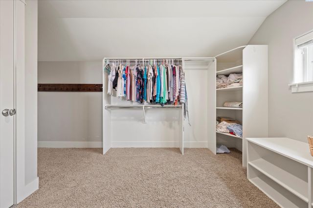 3629 Nottingham Dr, Richland, WA 99352