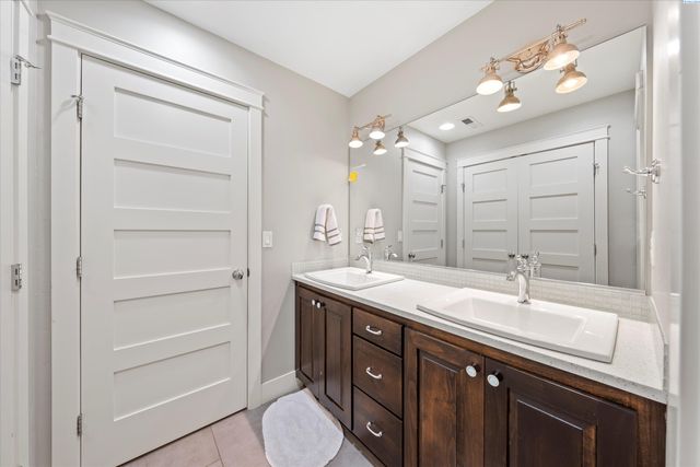 3629 Nottingham Dr, Richland, WA 99352