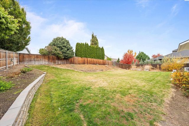 3629 Nottingham Dr, Richland, WA 99352