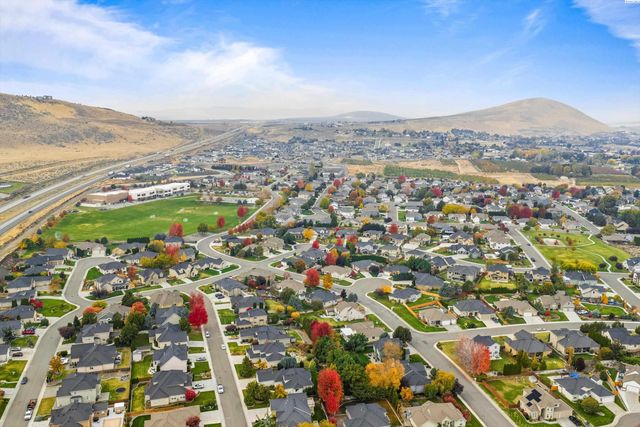 3629 Nottingham Dr, Richland, WA 99352