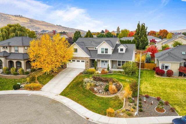 3629 Nottingham Dr, Richland, WA 99352