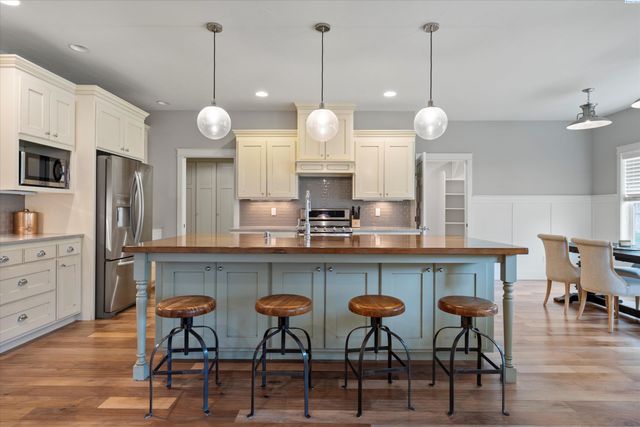 3629 Nottingham Dr, Richland, WA 99352